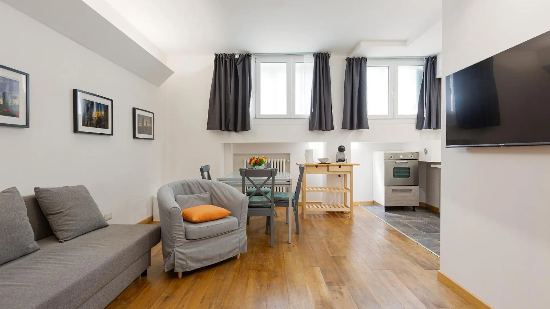 Milano Renovated Apartment