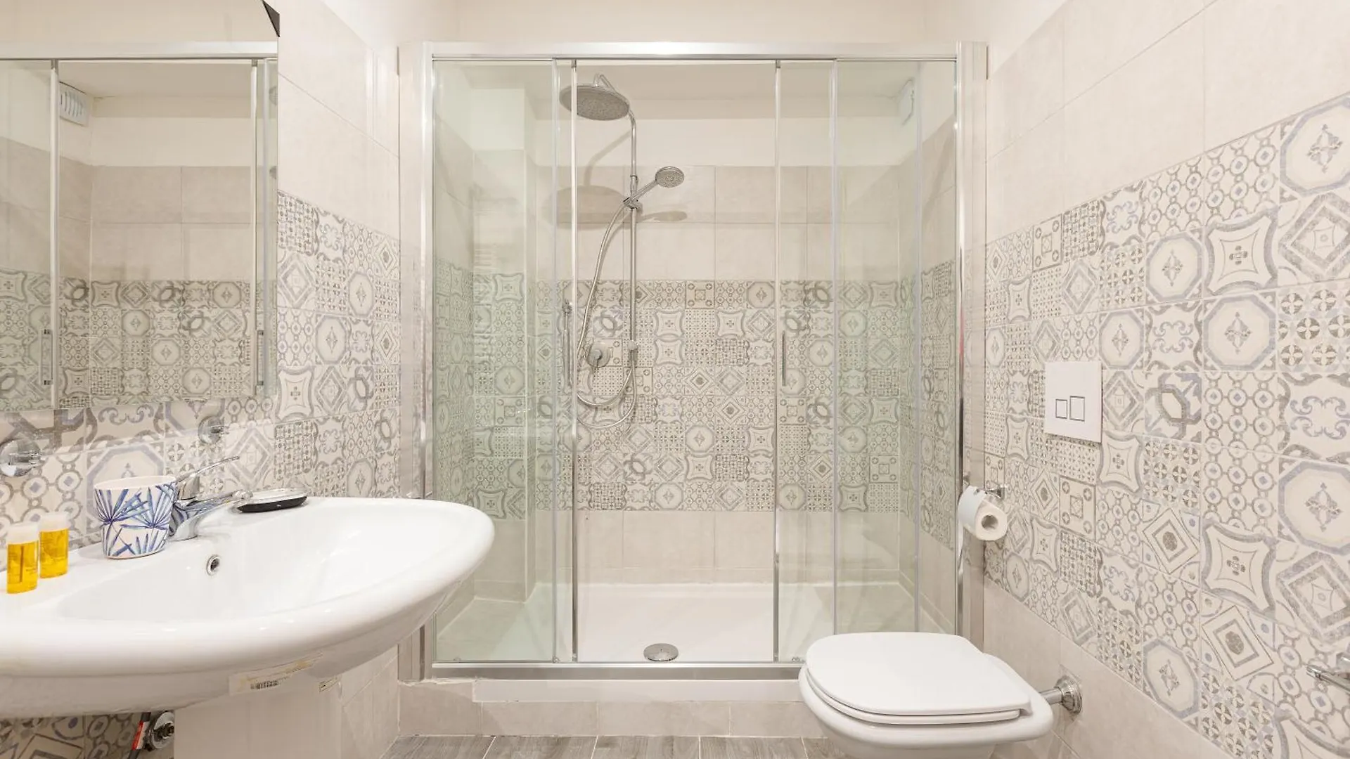 Milano Renovated Apartment
